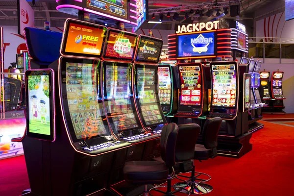 anno mobile app interface showing slot games and sportsbook markets